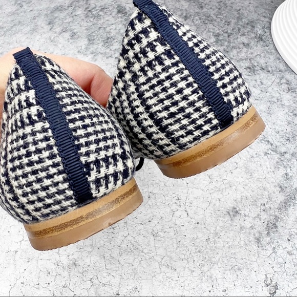 Boden Plaid Jeweled Bow Flats Pointed Blue Holiday Shoes Size 37 - Picture 4 of 7